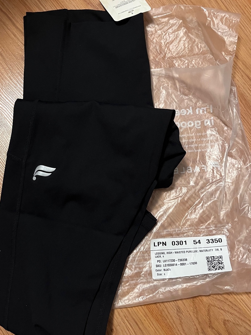 Fabletics High-Waisted PureLuxe Maternity 7/8 Leggings